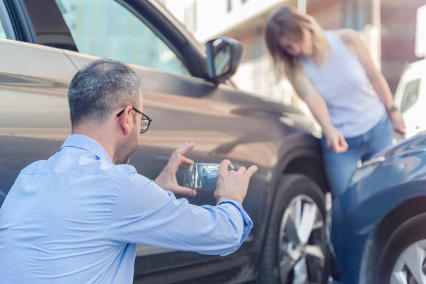 Professional Commercial Auto Insurance technician working in Plainsboro Center, NJ